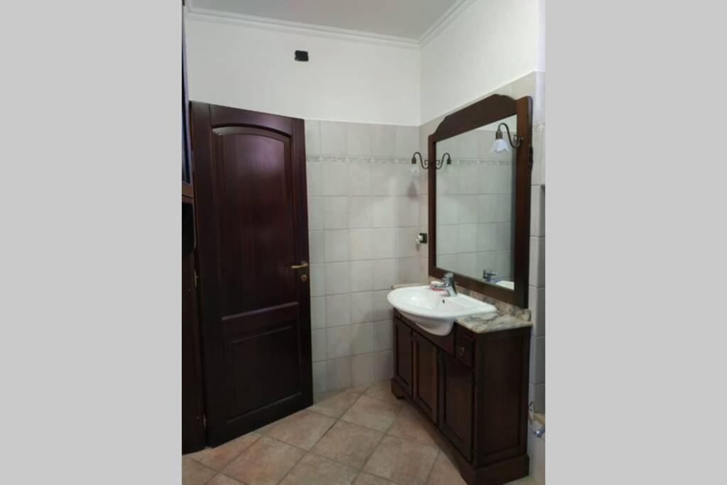 Camera Confortevole Tra Roma E Ostia Acilia Buitenkant foto
